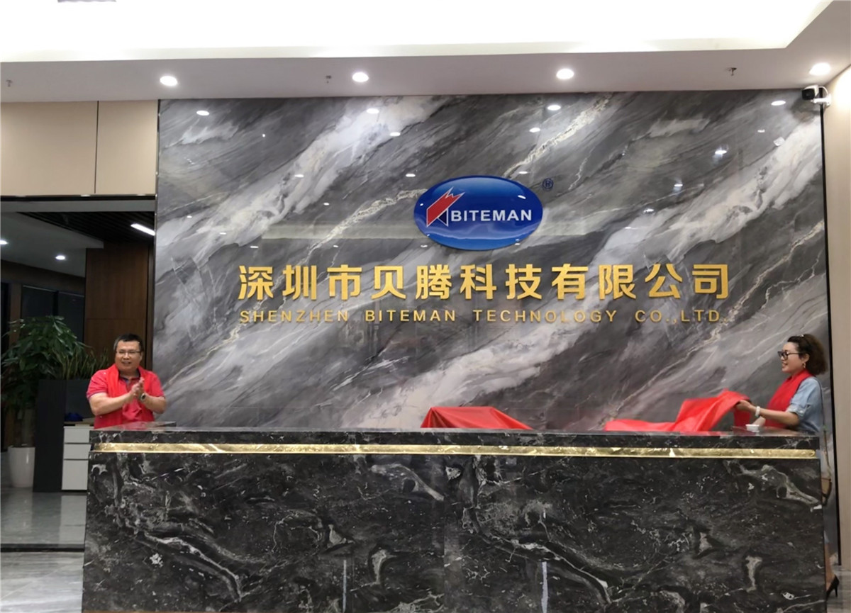 壓縮空氣組合式干燥機(jī)，壓縮空氣干燥機(jī)，冷凍式干燥機(jī)，吸干機(jī)，精密過濾器，吸附式干燥機(jī)