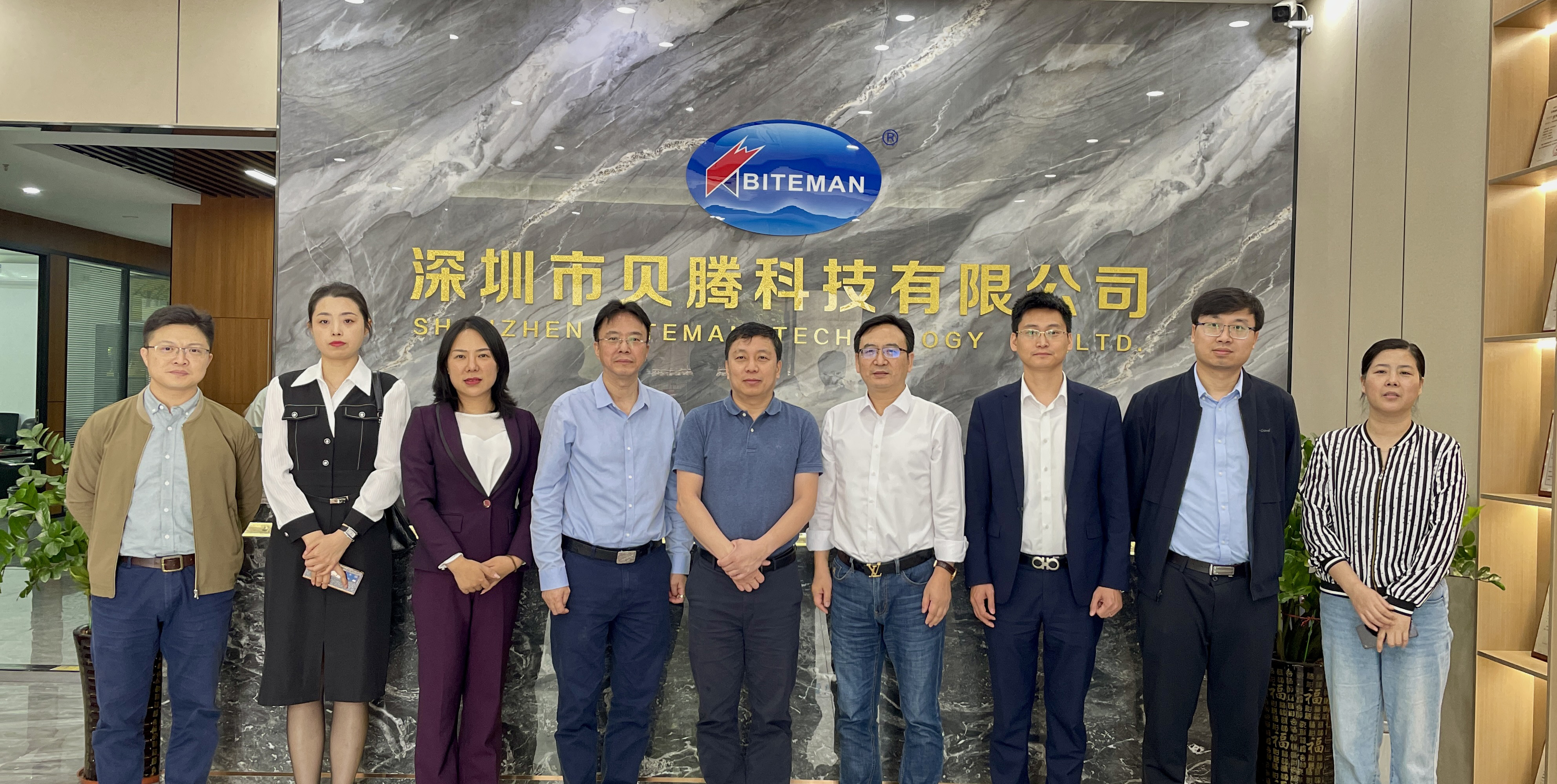 熱烈歡迎錦州市政府副秘書長(zhǎng)宋志強(qiáng)領(lǐng)導(dǎo)、華為伙伴一行蒞臨貝騰科技考察交流